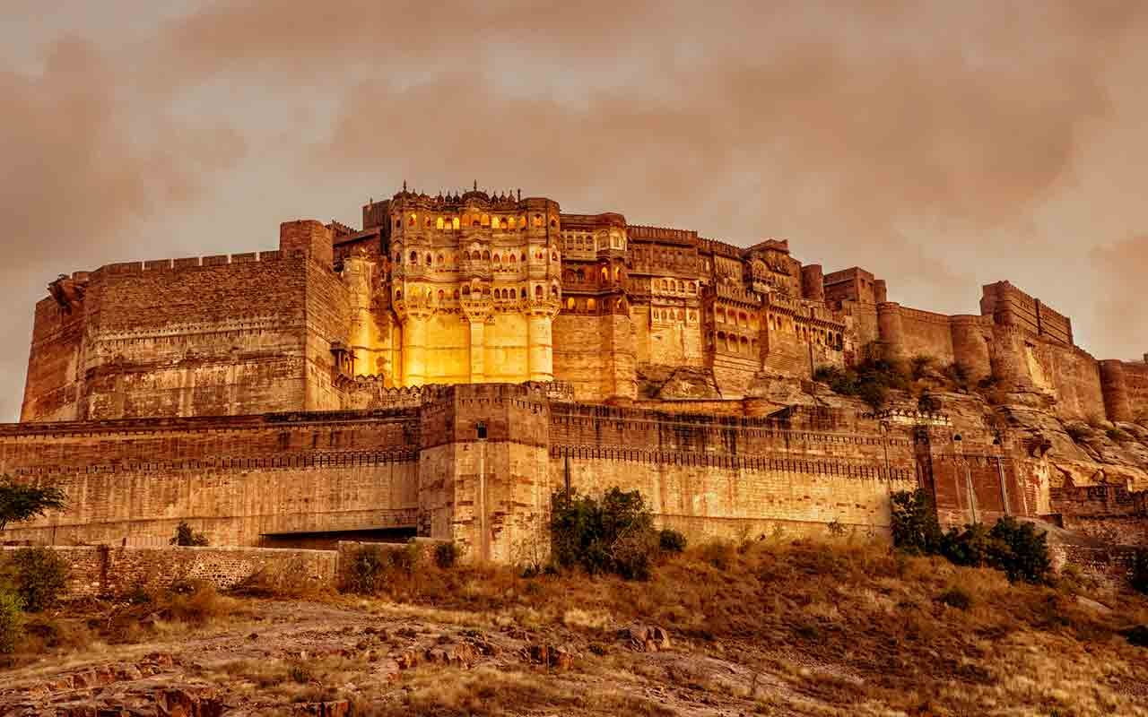 Mehrangarh Fort at dusk